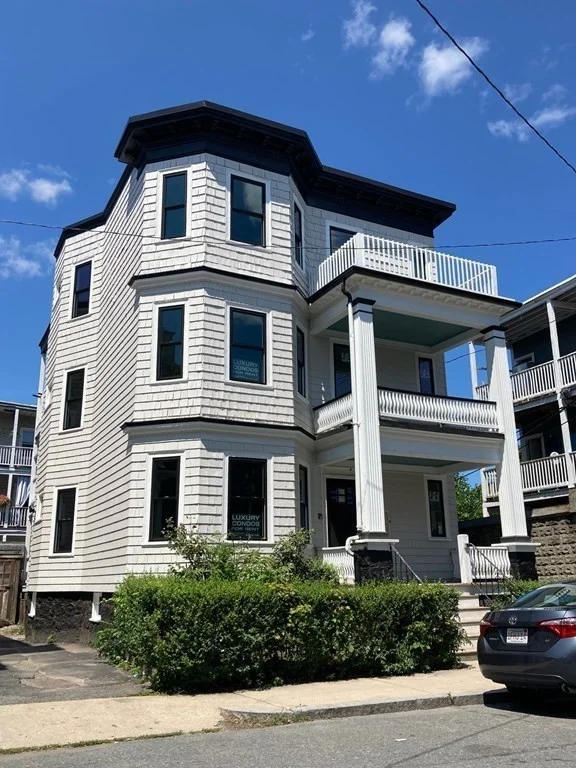 3 bed, 1 bath apartment for rent at 7 Whittemore Ter Unit 3, Dorchester — photo 2 of 5