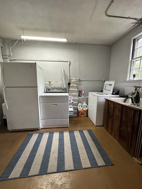 4 bed, 2 bath apartment for rent at 7 Wildwood Ter, Winchester — photo 21 of 25