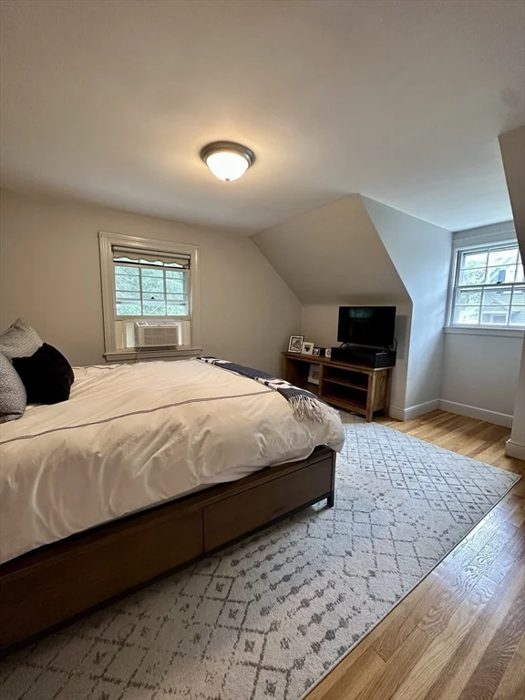 4 bed, 2 bath apartment for rent at 7 Wildwood Ter, Winchester — photo 12 of 25