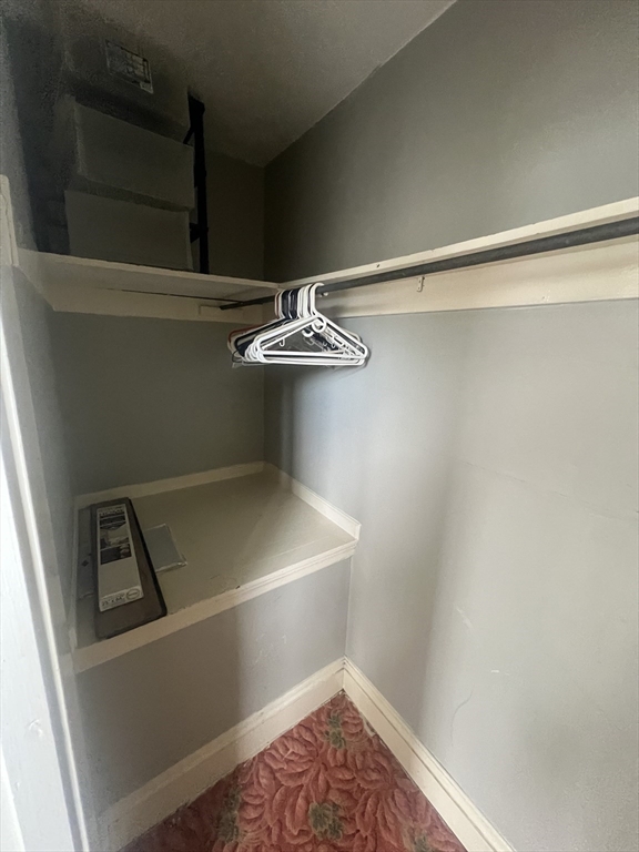 Studio bed, 1 bath apartment for rent at 7 Willet Unit 2, Quincy — photo 5 of 10
