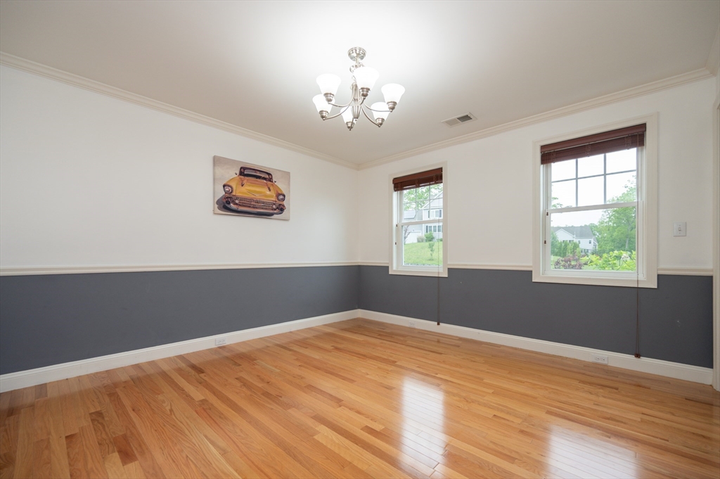 4 bed, 3 bath apartment for rent at 7 Willow Brook Ln, Blackstone — photo 27 of 42