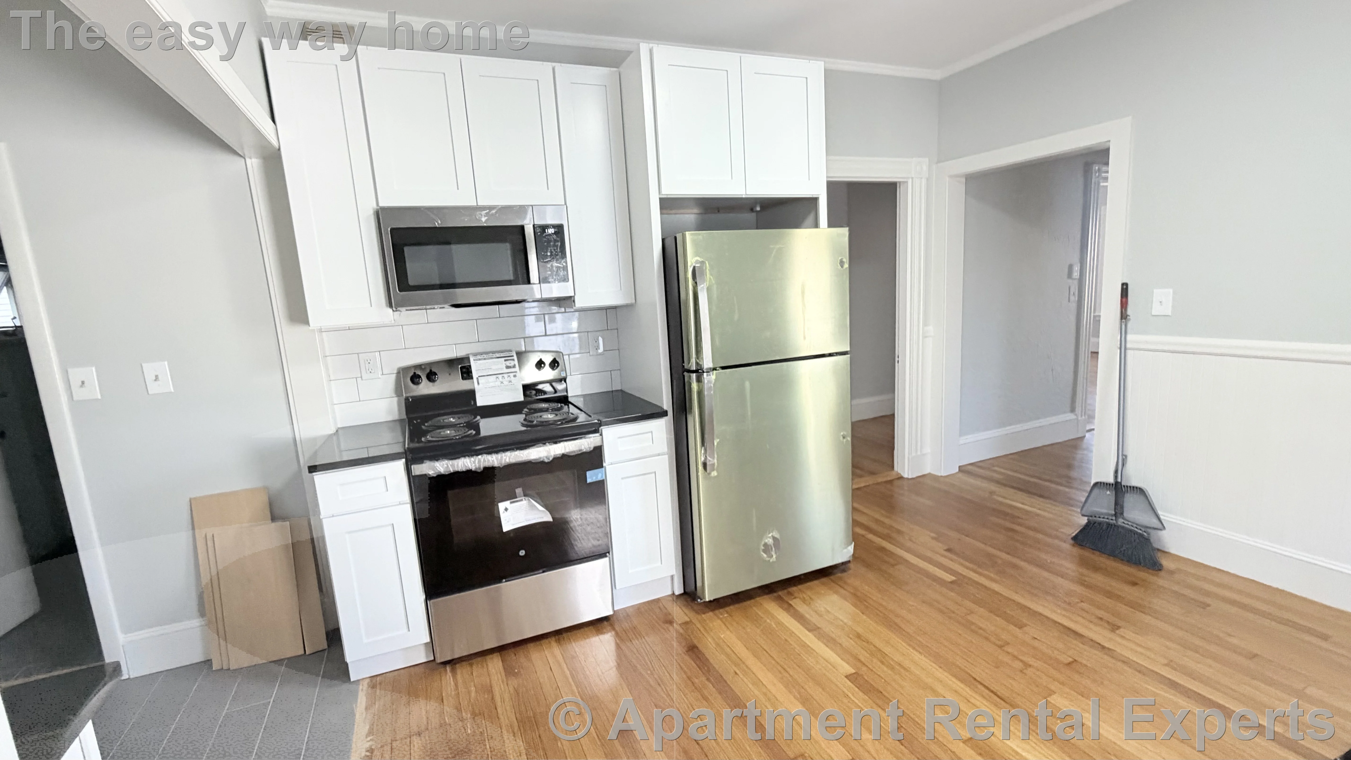 3 bed, 1 bath apartment for rent at 7 Windom St Unit 2, Davis Square — photo 2 of 15