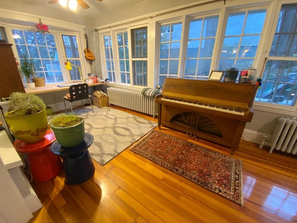 6 bed, 3 bath apartment for rent at 7 Windsor Rd, Brookline — photo 5 of 19