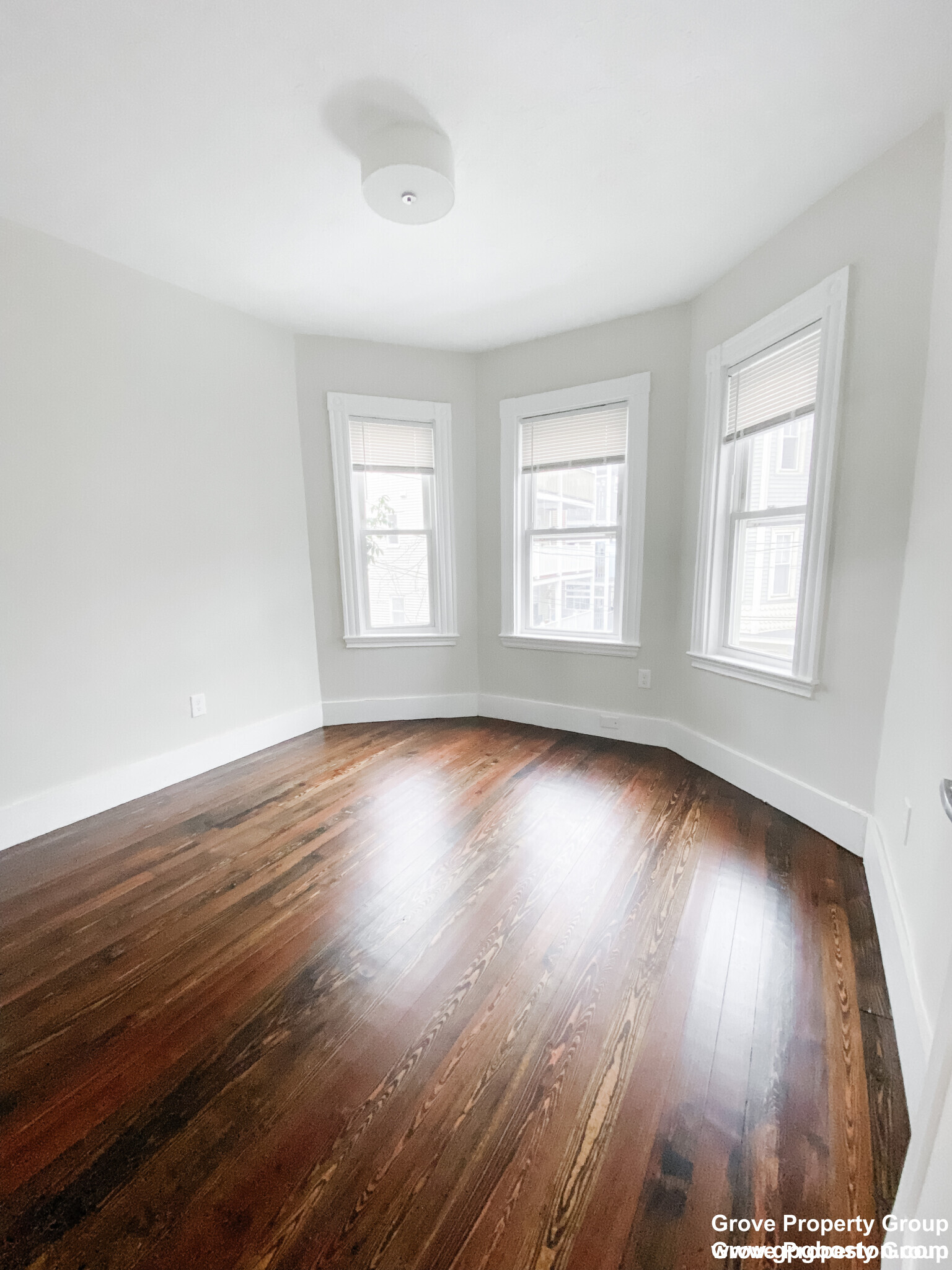 4 bed, 2 bath apartment for rent at 7 Winfield St Unit 2, South Boston