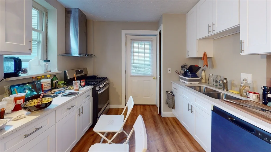 1 bed, 1 bath apartment for rent at 7 Winship Unit 1, Brighton — photo 1 of 6