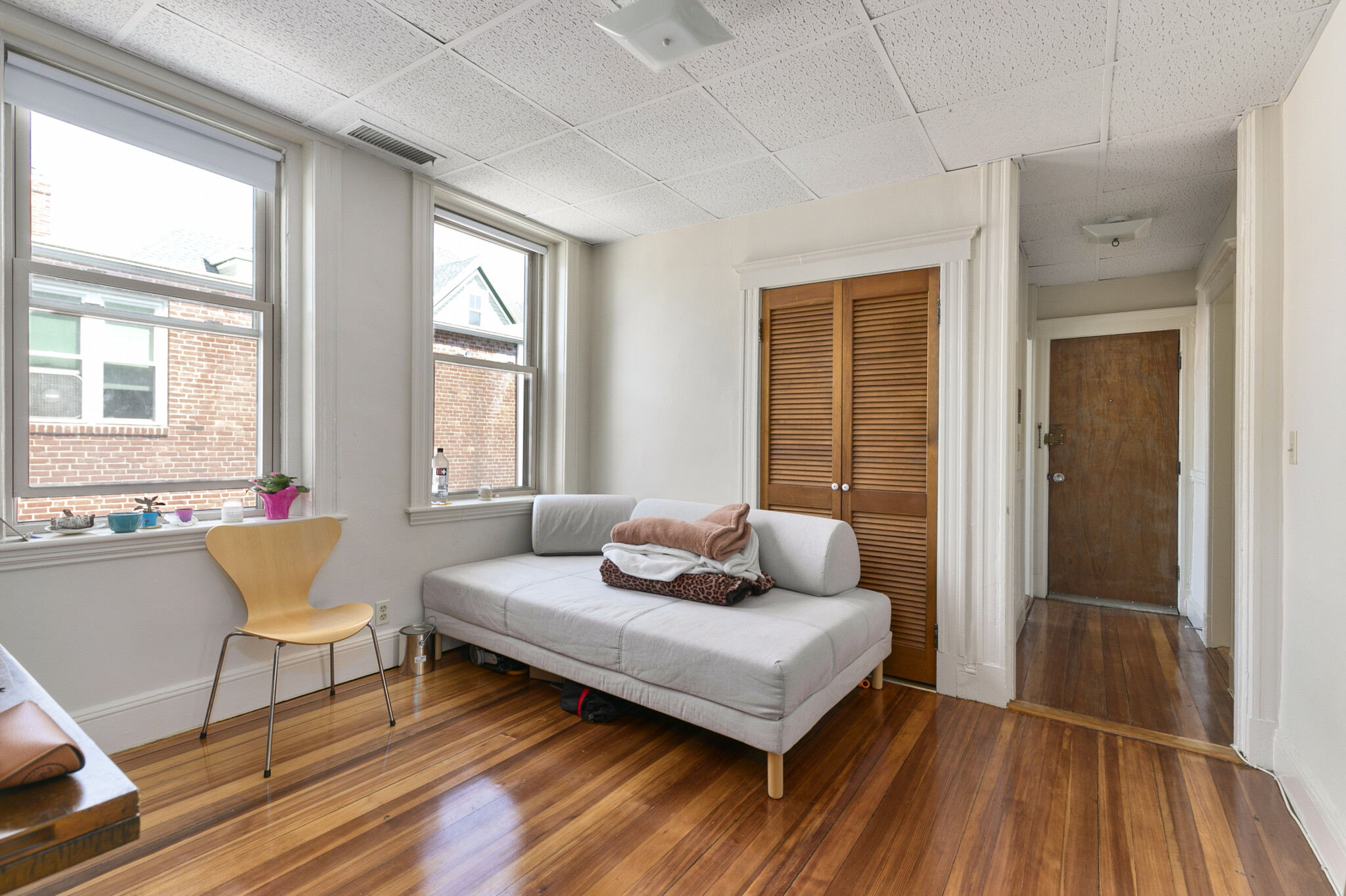 3 bed, 1 bath apartment for rent at 7 Woodbridge St Unit 4G, North Cambridge — photo 4 of 8