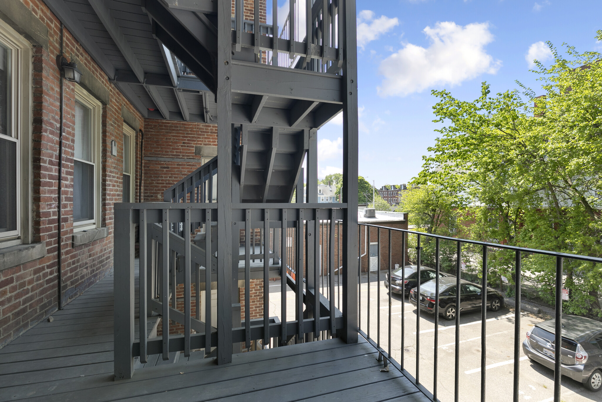 3 bed, 1 bath apartment for rent at 7 Woodbridge St Unit 4G, North Cambridge — photo 7 of 8