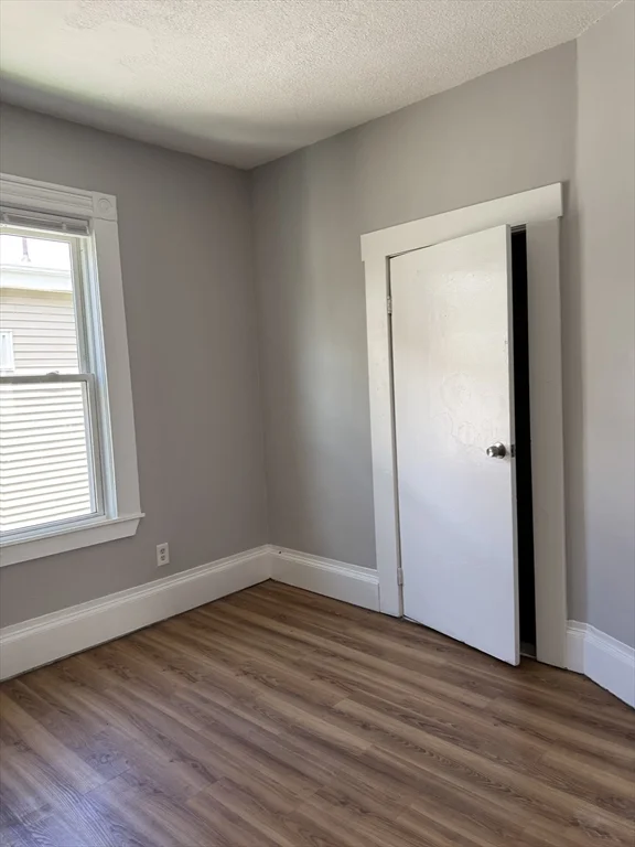 4 bed, 1 bath apartment for rent at 7 Woodward Park St Unit 3, Roxbury — photo 14 of 21