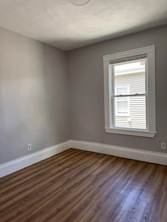 4 bed, 1 bath apartment for rent at 7 Woodward Park St Unit 3, Roxbury — photo 13 of 21