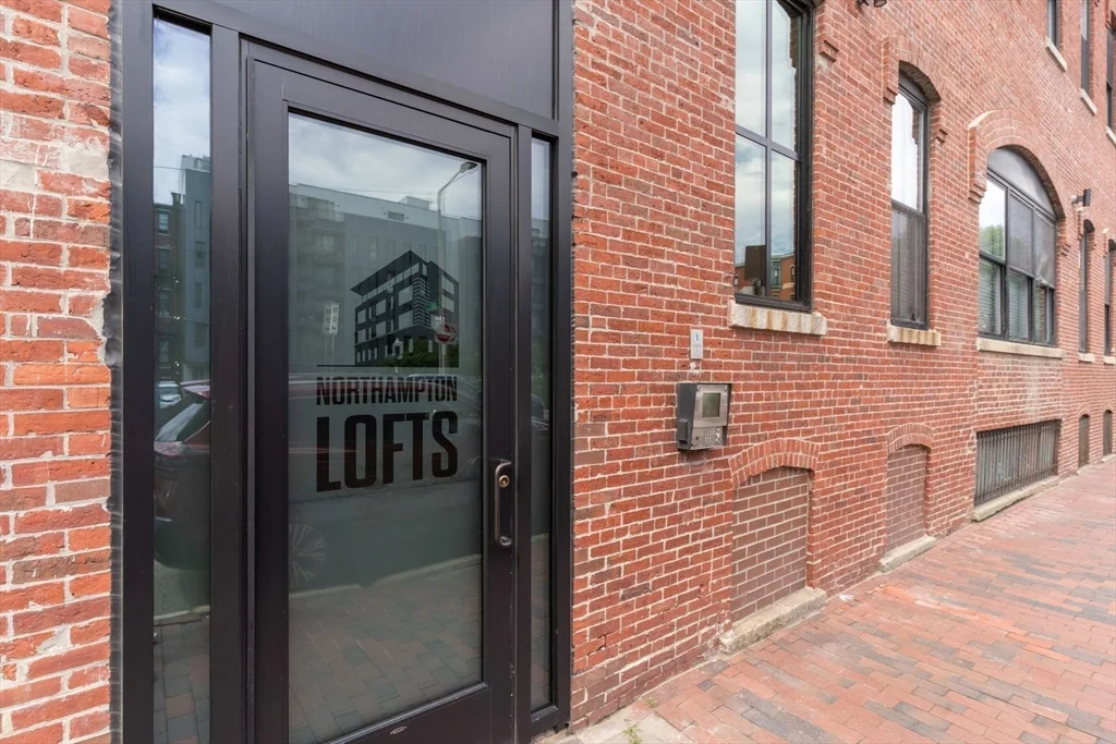 1 bed, 1 bath apartment for rent at 70-72 Northampton St Unit 200A, South End — photo 18 of 18