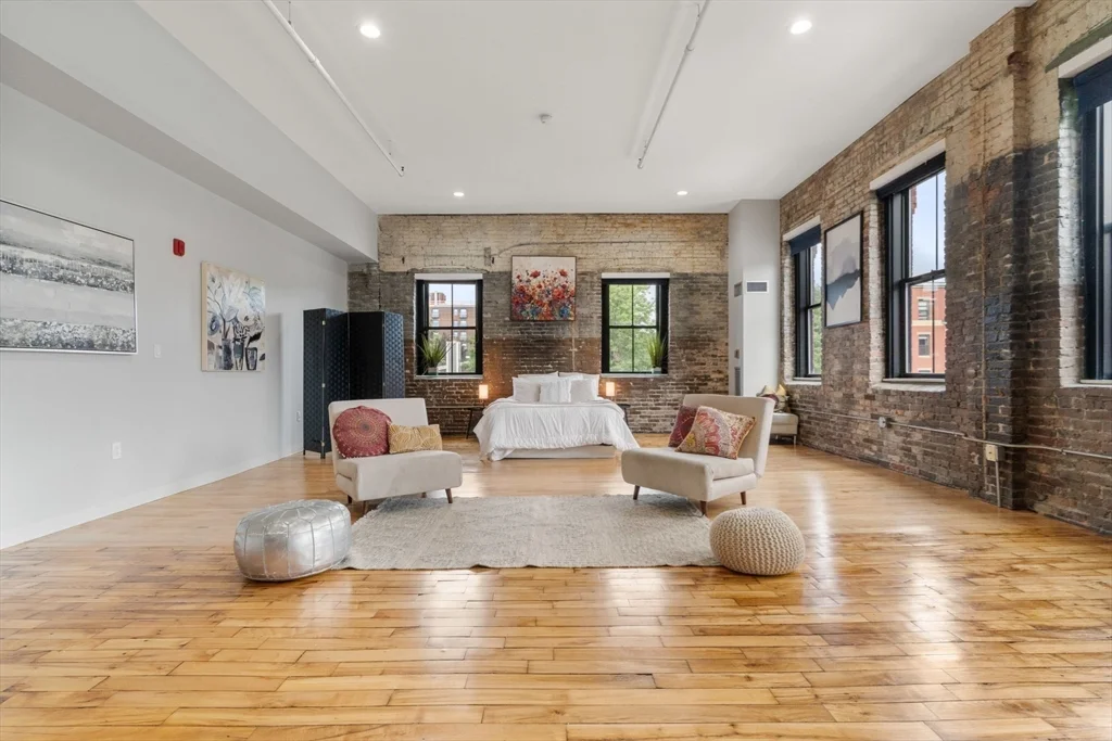 1 bed, 1 bath apartment for rent at 70-72 Northampton St Unit 200A, South End