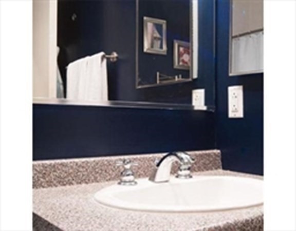1 bed, 1 bath apartment for rent at 70-72 Northampton Unit 3, South End — photo 11 of 11