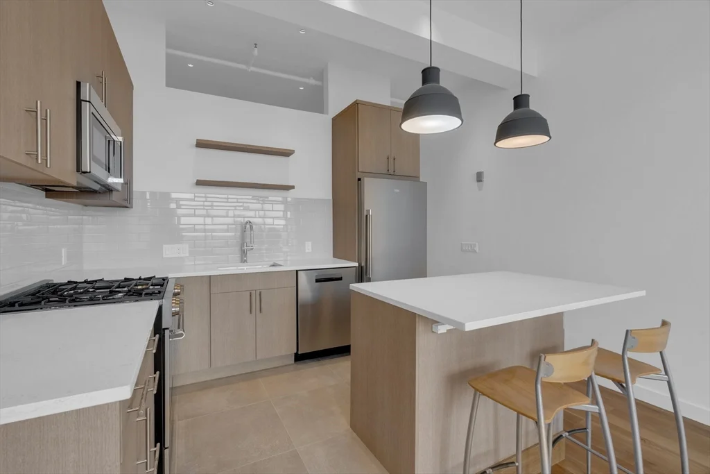 1 bed, 1 bath apartment for rent at 70-72 Northampton Unit 502, Roxbury — photo 9 of 16