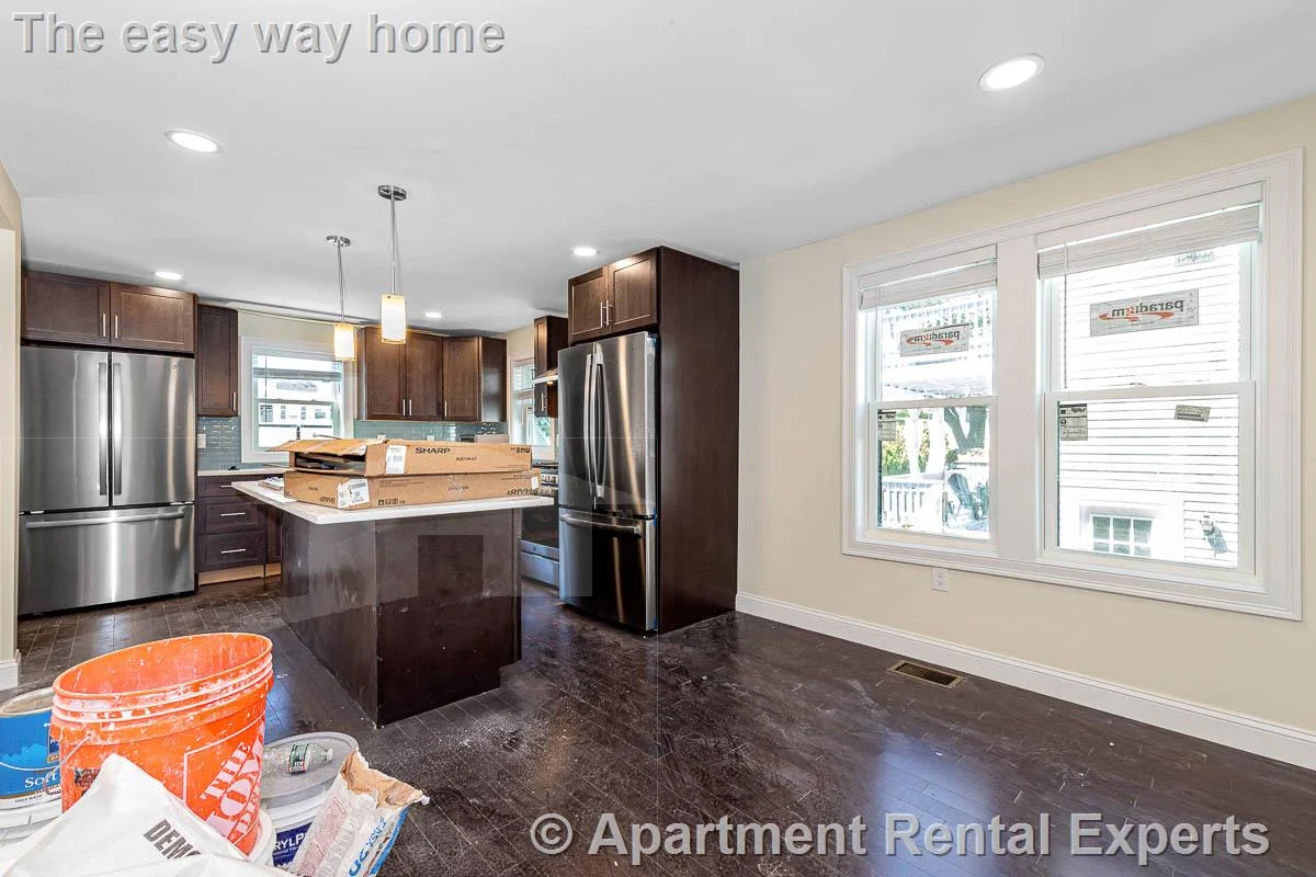 5 bed, 4+ bath apartment for rent at 70 Stanley Ave Unit 1, Tufts — photo 24 of 25