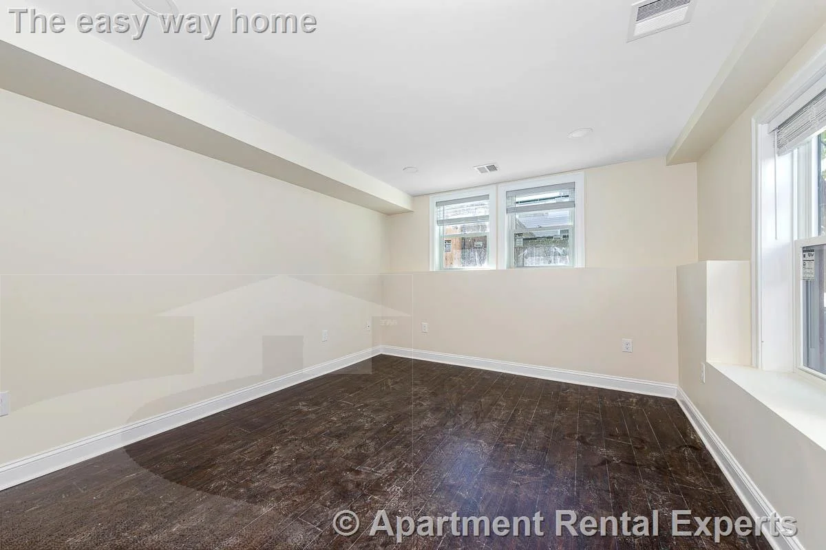 5 bed, 4+ bath apartment for rent at 70 Stanley Ave Unit 1, Tufts — photo 10 of 25