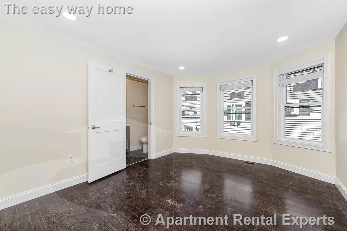 5 bed, 4+ bath apartment for rent at 70 Stanley Ave Unit 1, Tufts — photo 15 of 25