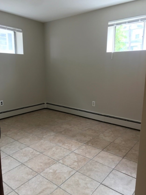 1 bed, 1 bath apartment for rent at 70-80 Harvard St Unit 1, Banks Square — photo 6 of 10