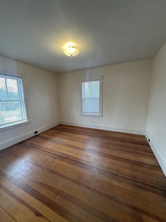 3 bed, 1 bath apartment for rent at 70 Adams St Unit 70, Norwood — photo 7 of 31