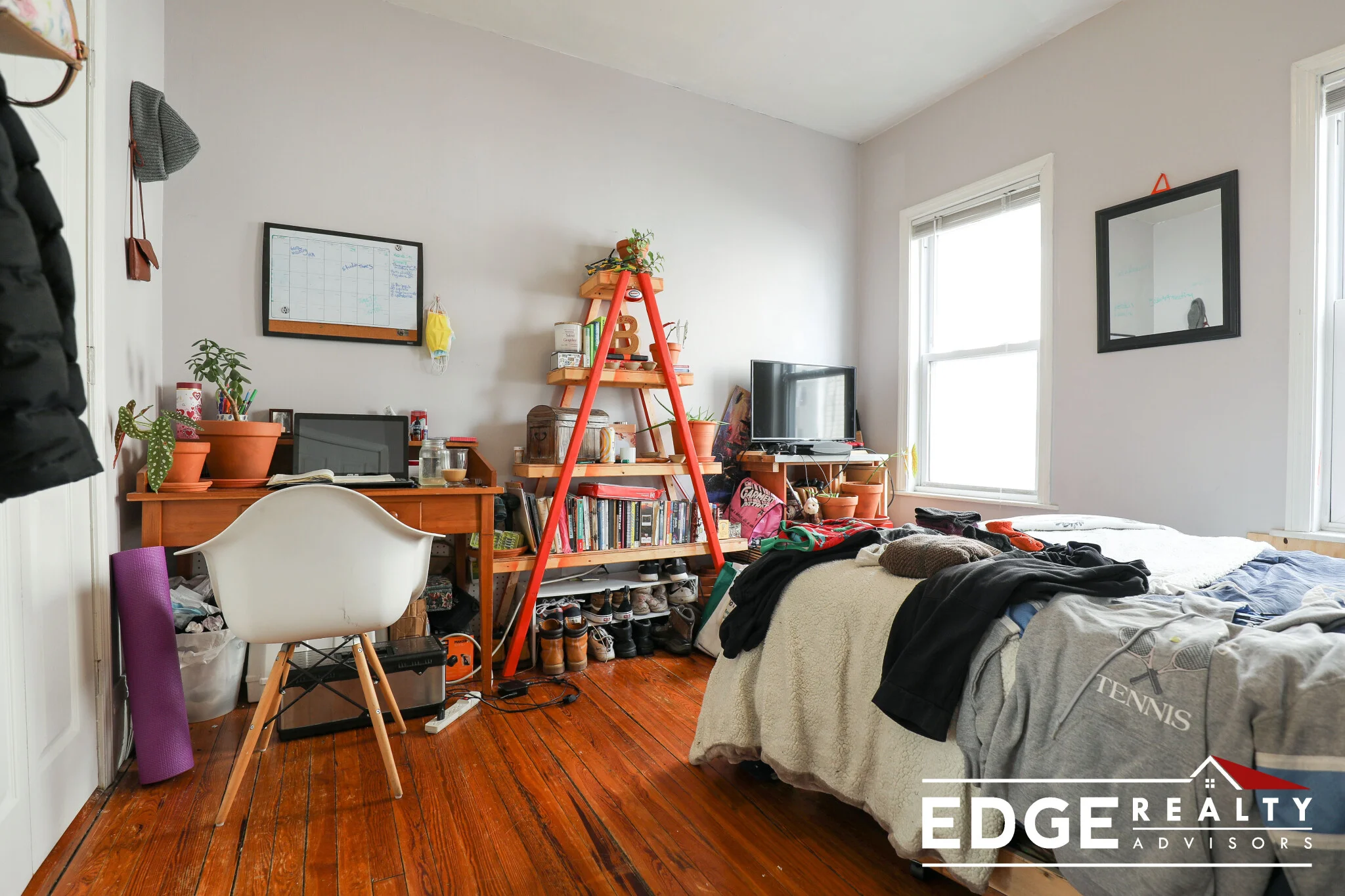 3 bed, 1 bath apartment for rent at 70 Antwerp St Unit 1, Brighton — photo 10 of 10