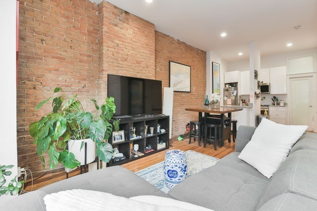1 bed, 1 bath apartment for rent at 70 Appleton Unit 3, South End — photo 4 of 10