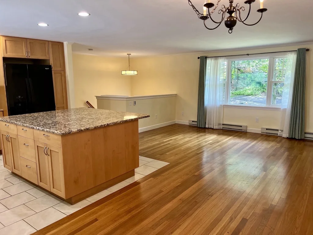 3 bed, 2 bath apartment for rent at 70 Beach St, Foxboro — photo 3 of 30