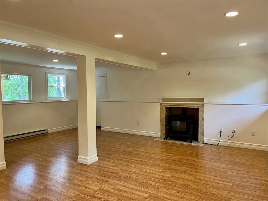 3 bed, 2 bath apartment for rent at 70 Beach St, Foxboro — photo 16 of 30