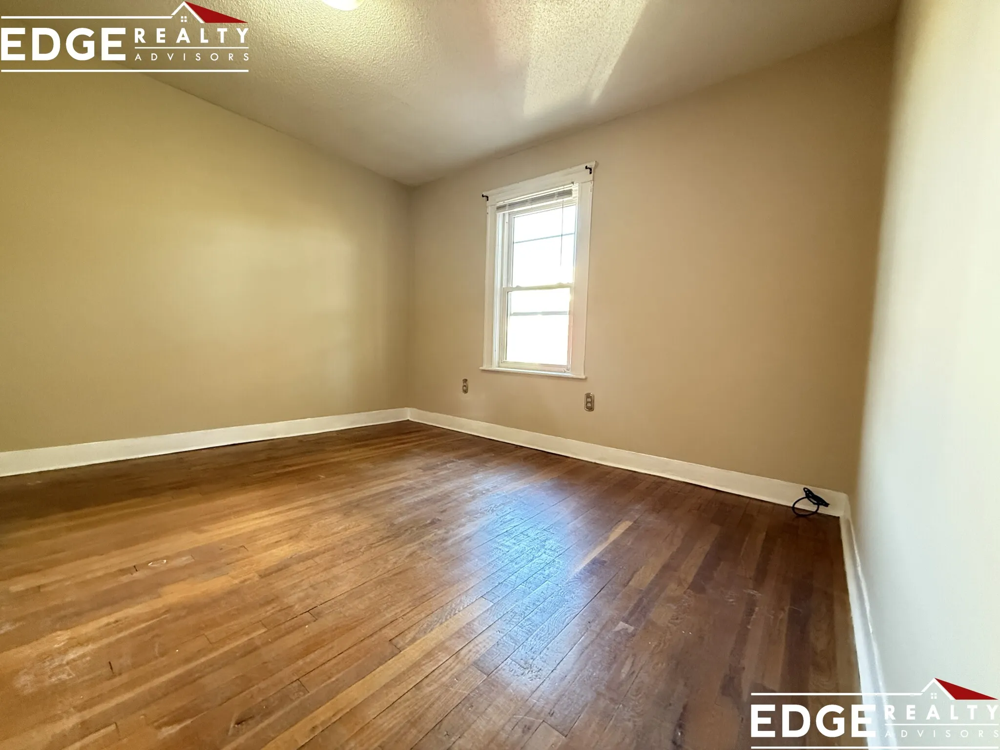 3 bed, 1 bath apartment for rent at 70 Beechcroft St Unit 3, Brighton — photo 3 of 8