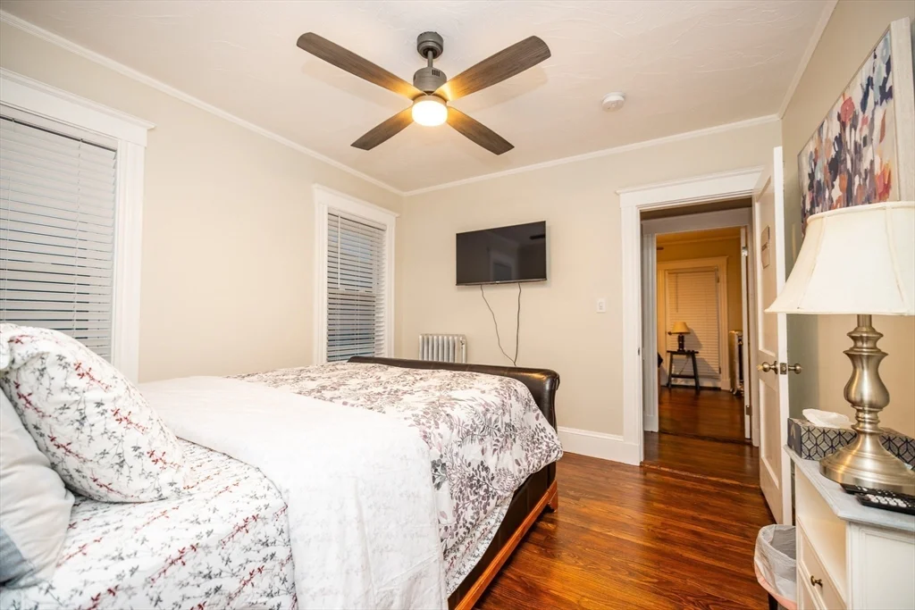 3 bed, 1.5 bath apartment for rent at 70 Belmont St Unit 2, Watertown — photo 6 of 16