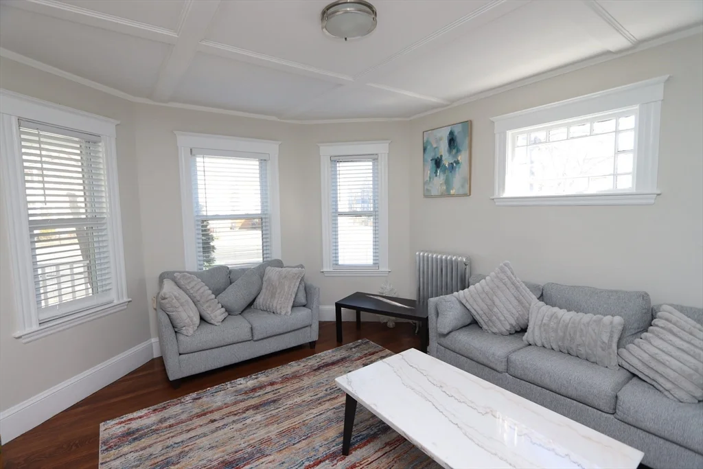 2 bed, 1 bath apartment for rent at 70 Belmont St Unit 70, Watertown — photo 4 of 26