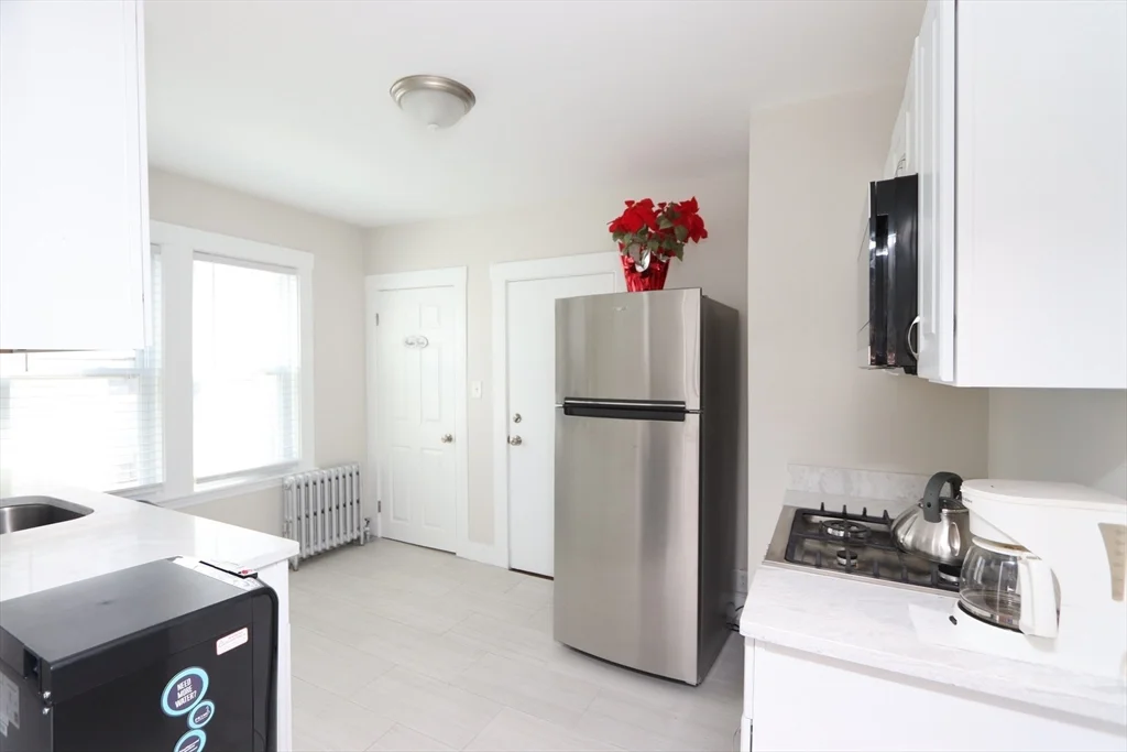 2 bed, 1 bath apartment for rent at 70 Belmont St Unit 70, Watertown — photo 14 of 26