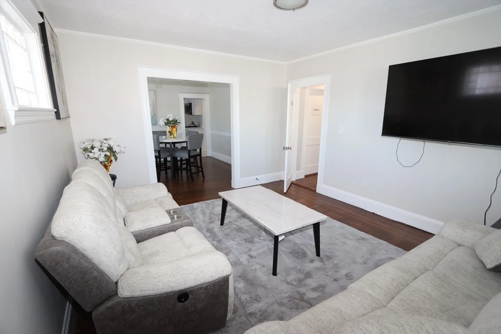 3 bed, 1 bath apartment for rent at 70 Belmont St Unit 72, Watertown — photo 4 of 25
