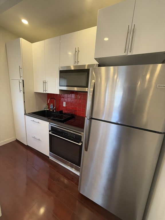1 bed, 1 bath apartment for rent at 70 Bennington Unit 2, East Boston — photo 7 of 11
