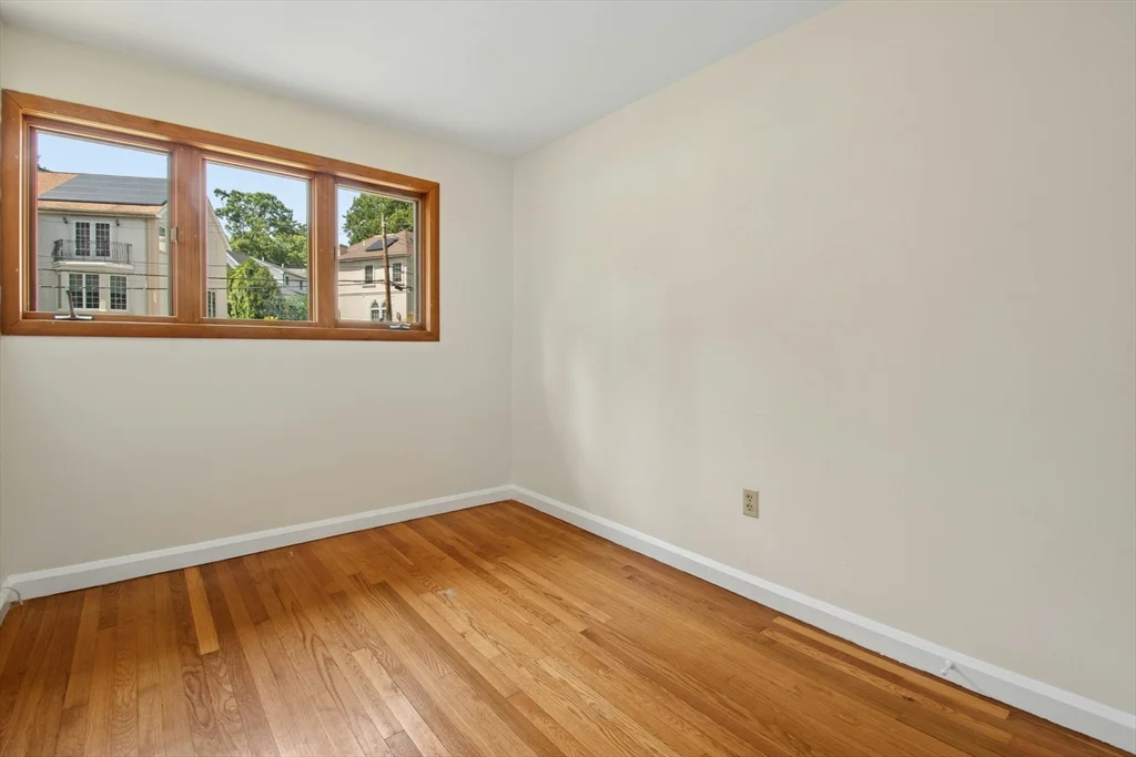 3 bed, 1 bath apartment for rent at 70 Botsford Rd, Chestnut Hill — photo 25 of 30