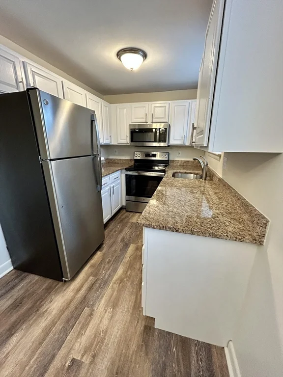 2 bed, 1 bath apartment for rent at 70 C Charles River Rd Unit 70 C, Waltham — photo 19 of 28