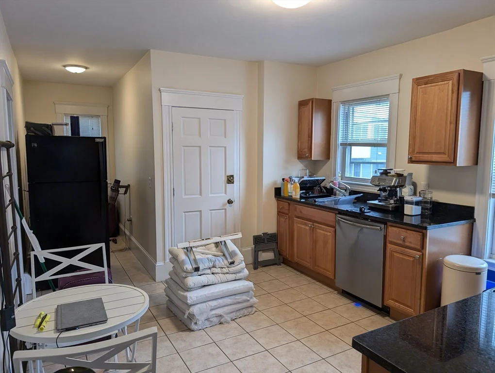 2 bed, 1 bath apartment for rent at 70 Cameron Ave Unit 2, Teele Square — photo 8 of 20