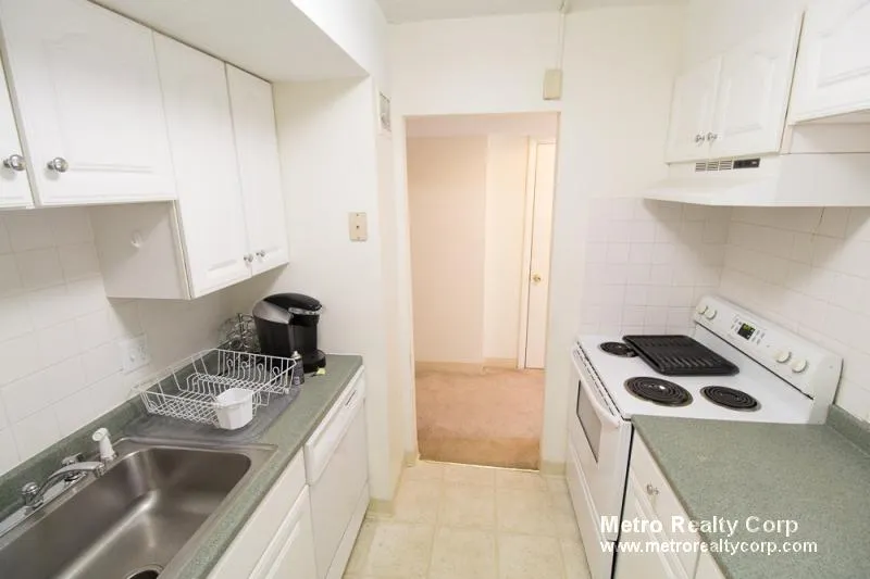 2 bed, 1 bath apartment for rent at 70 Centre St Unit 1D, Coolidge Corner — photo 9 of 16