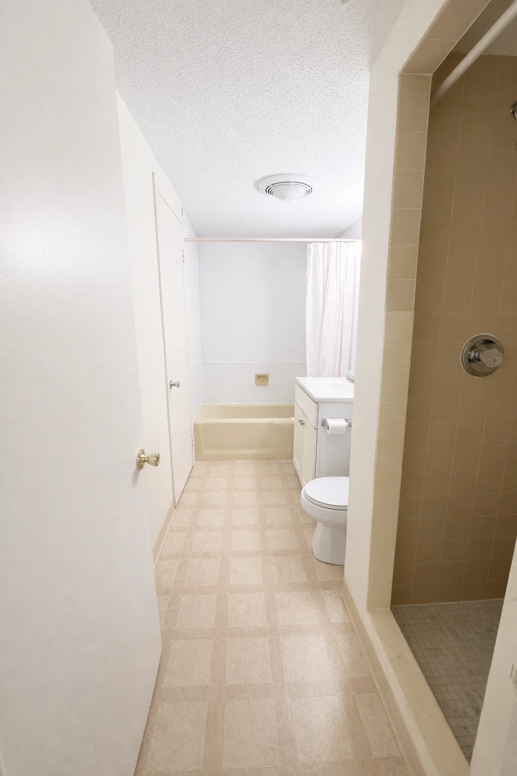2 bed, 1 bath apartment for rent at 70 Centre St Unit 1D, Coolidge Corner — photo 6 of 16