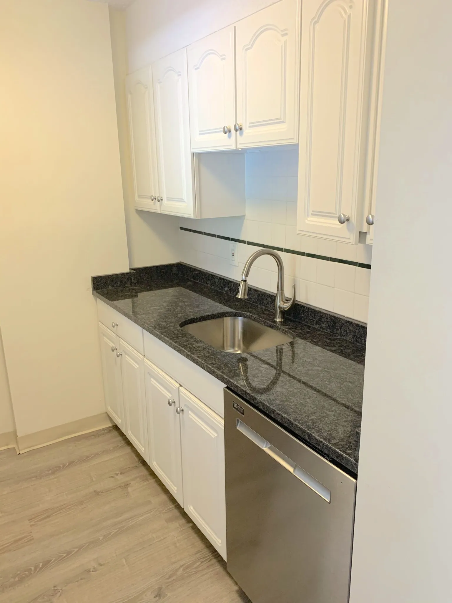 2 bed, 1 bath apartment for rent at 70 Centre St Unit 1F, Coolidge Corner — photo 5 of 8