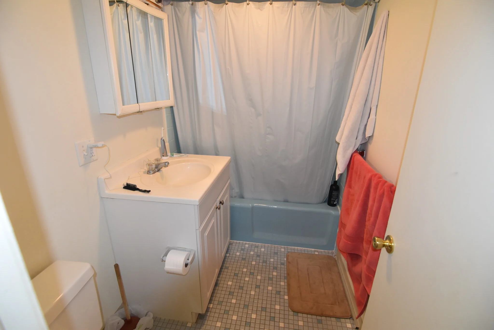 1 bed, 1 bath apartment for rent at 70 Centre St Unit 2E, Coolidge Corner — photo 7 of 8