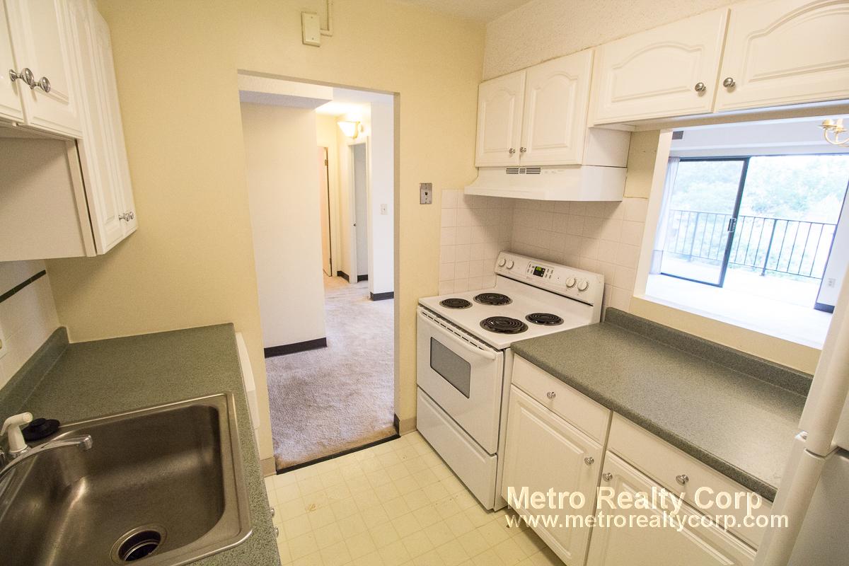 1 bed, 1 bath apartment for rent at 70 Centre St Unit 6B, Coolidge Corner — photo 6 of 15