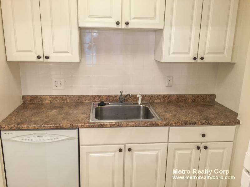 1 bed, 1 bath apartment for rent at 70 Centre St Unit 6E, Coolidge Corner — photo 5 of 14