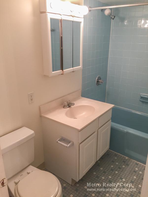 1 bed, 1 bath apartment for rent at 70 Centre St Unit 6E, Coolidge Corner — photo 10 of 14
