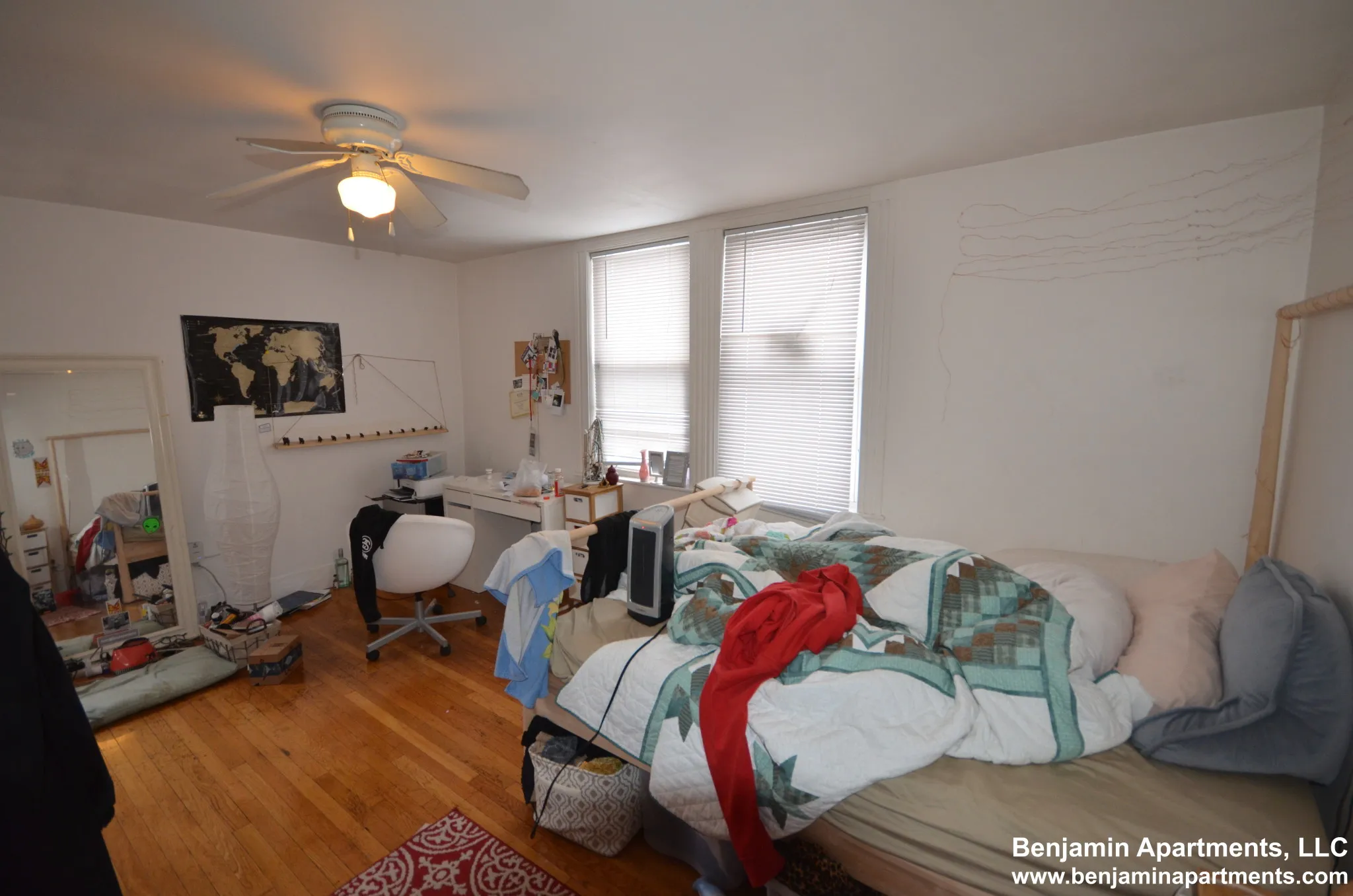 4 bed, 1 bath apartment for rent at 70 Chester St Unit 2, Allston — photo 6 of 15