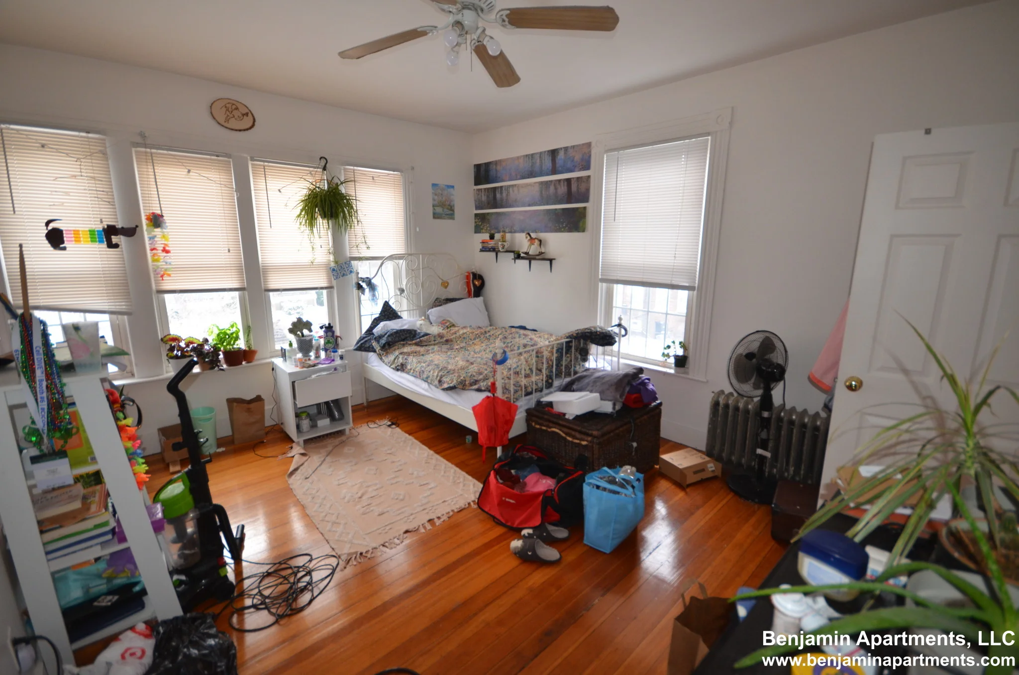 4 bed, 1 bath apartment for rent at 70 Chester St Unit 2, Allston — photo 13 of 15
