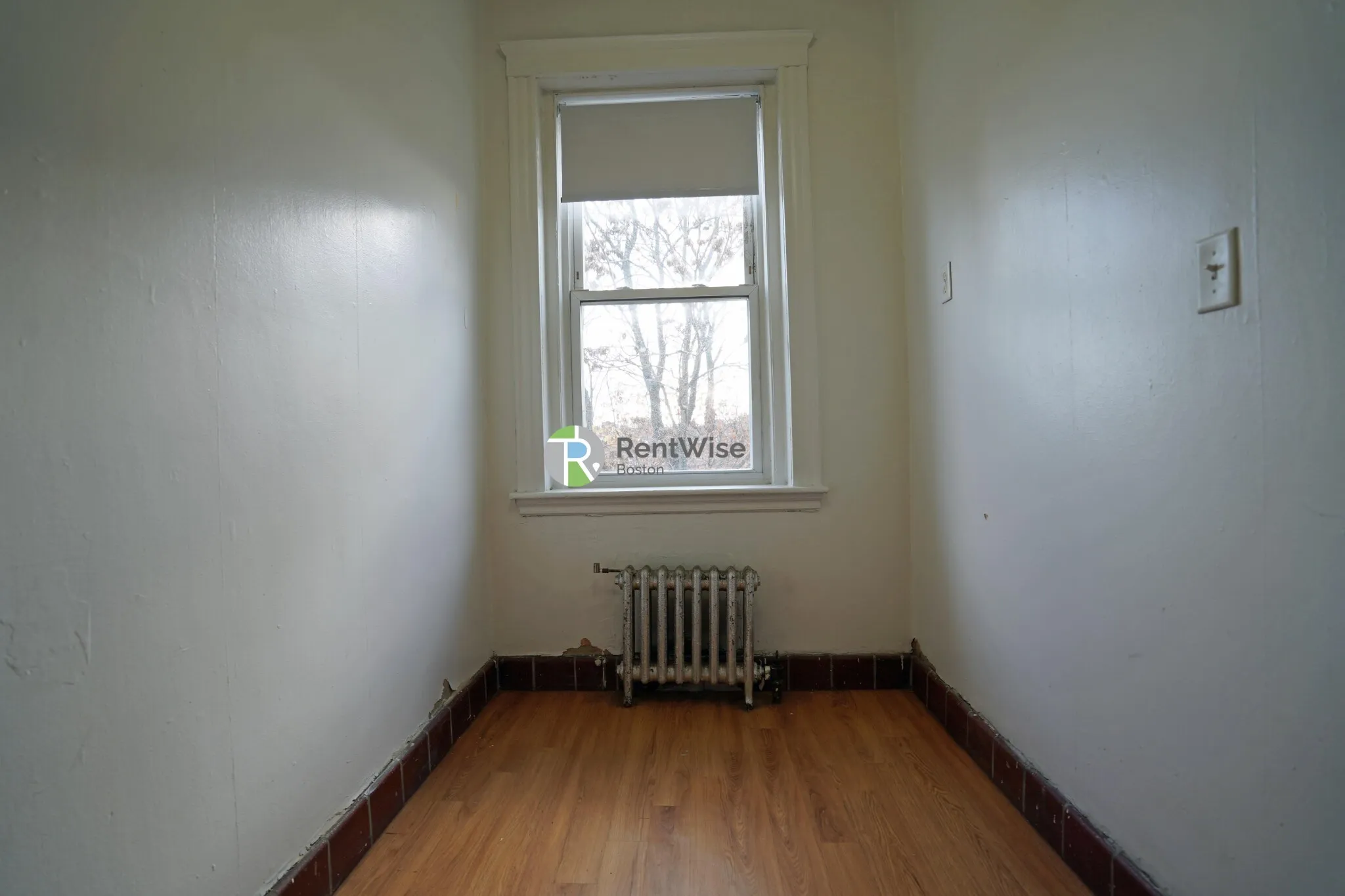1 bed, 1 bath apartment for rent at 70 Chiswick Rd Unit 12, Brighton — photo 10 of 21