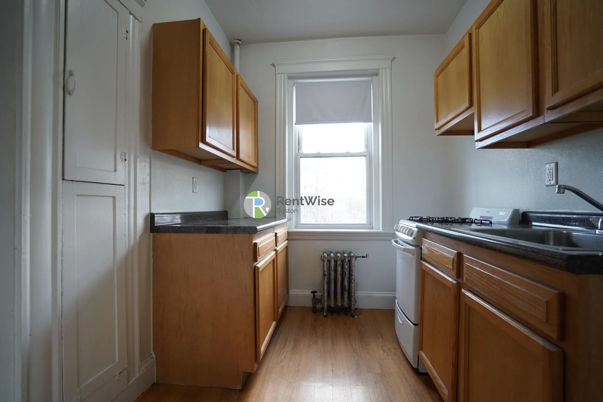 1 bed, 1 bath apartment for rent at 70 Chiswick Rd Unit 12, Brighton — photo 6 of 21
