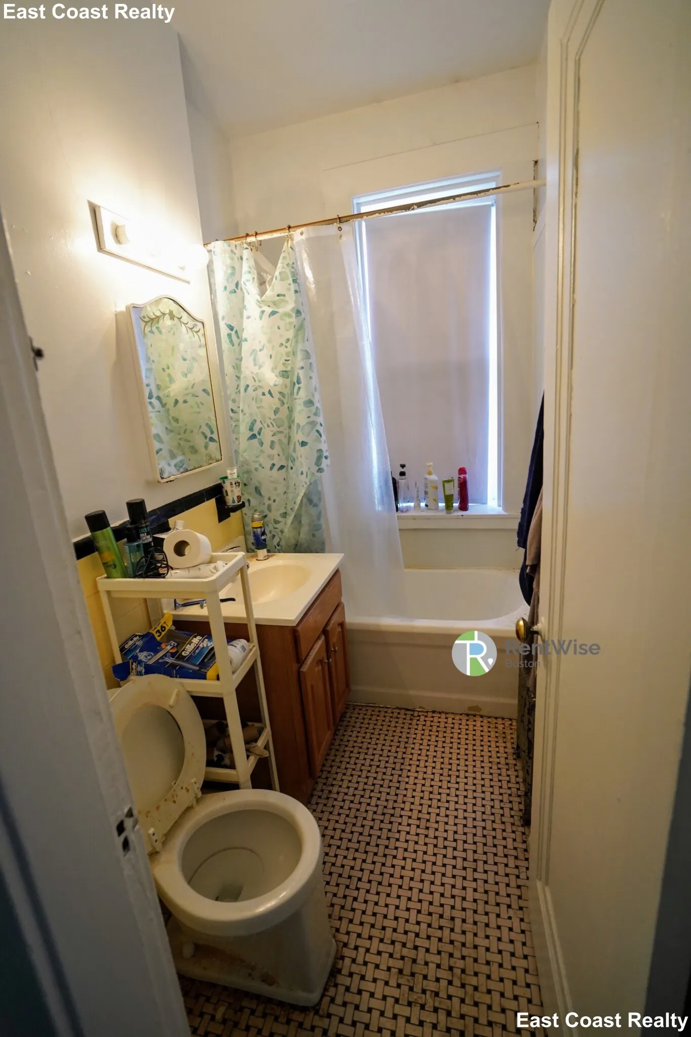2 bed, 1 bath apartment for rent at 70 Chiswick Rd Unit 20, Brighton — photo 8 of 16