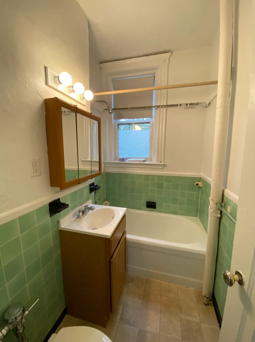 1 bed, 1 bath apartment for rent at 70 Chiswick Rd Unit 6, Brighton — photo 6 of 7