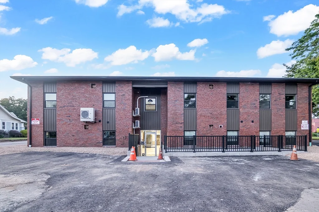 2 bed, 1 bath apartment for rent at 70 Court St Unit 10, Westfield — photo 15 of 16