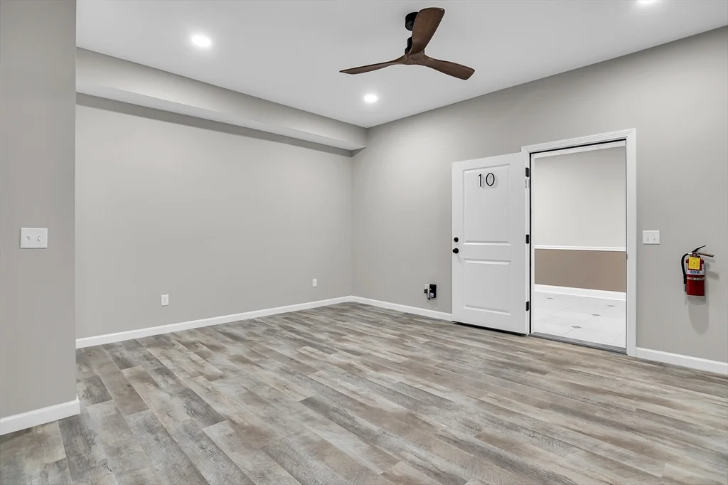 2 bed, 1 bath apartment for rent at 70 Court St Unit 10, Westfield — photo 3 of 16